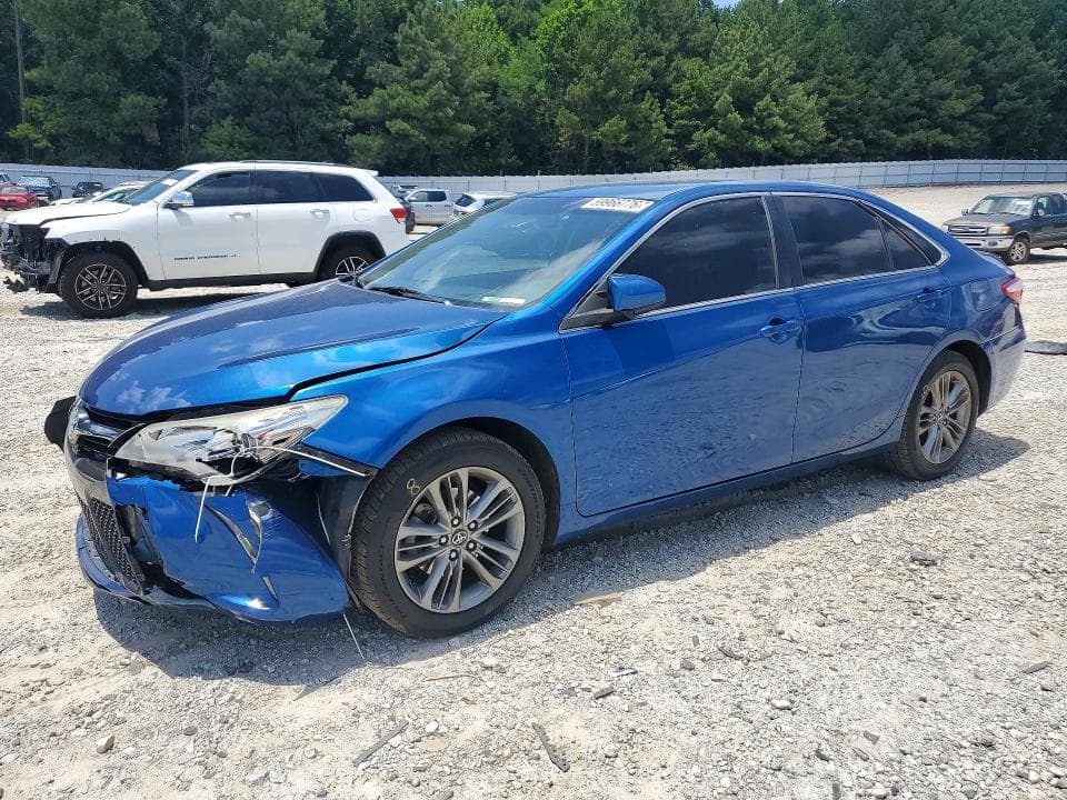 2017 TOYOTA CAMRY SE - 1