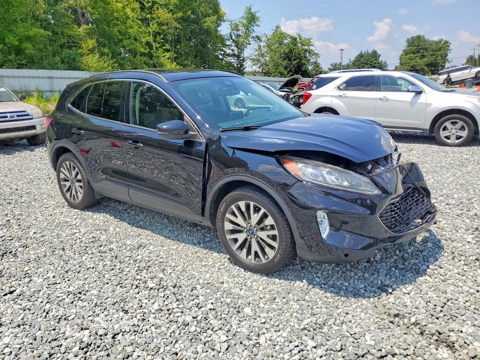 2020 FORD ESCAPE TITANIUM 4