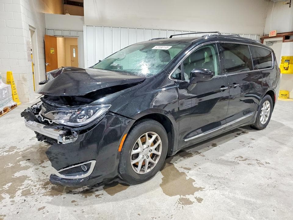 2020 CHRYSLER PACIFICA TOURING L - 1