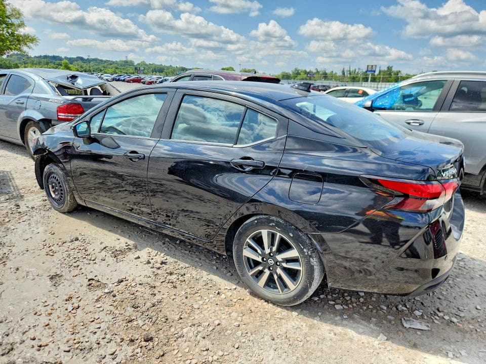 2021 NISSAN VERSA SV 2