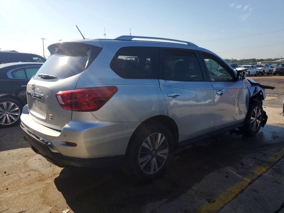 2018 NISSAN PATHFINDER SV 3