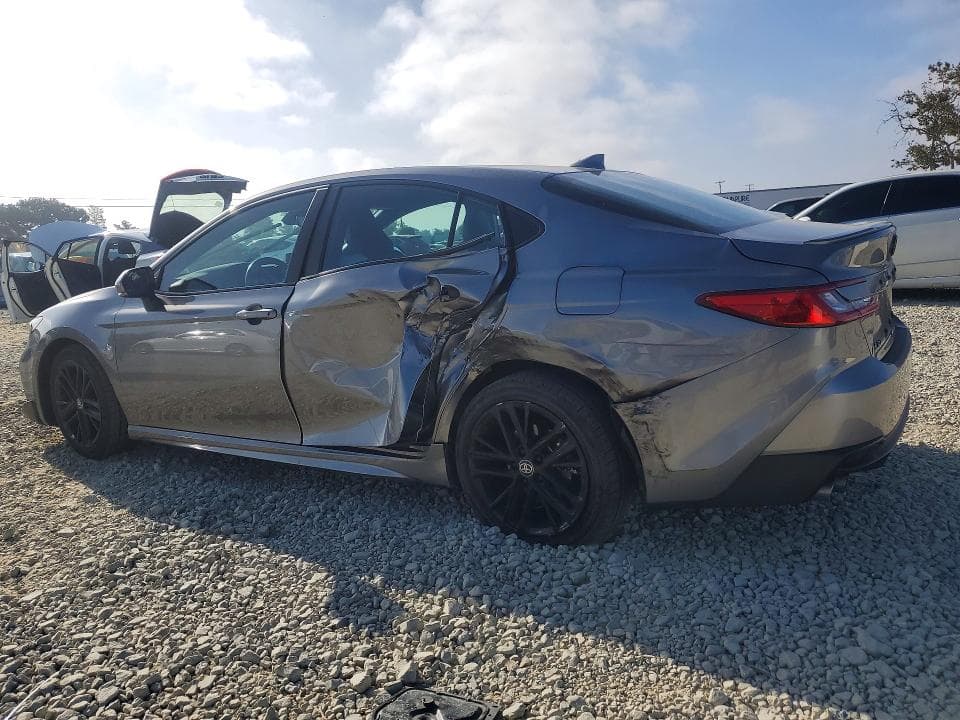 2025 TOYOTA CAMRY SE 2