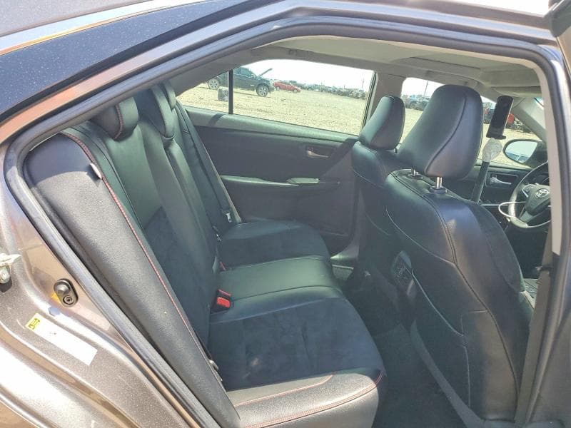 2017 TOYOTA CAMRY XSE 10