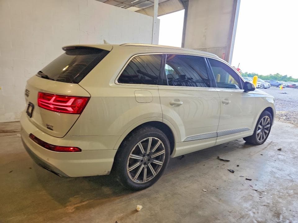 2017 AUDI Q7 PRESTIGE 3