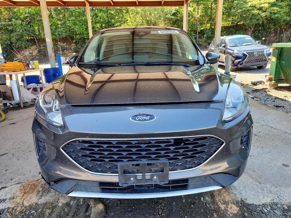 2020 FORD ESCAPE SE 5