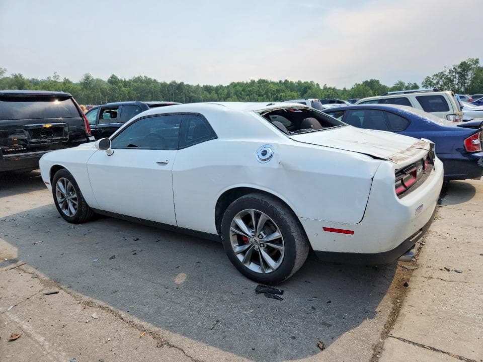 2020 DODGE CHALLENGER SXT 2