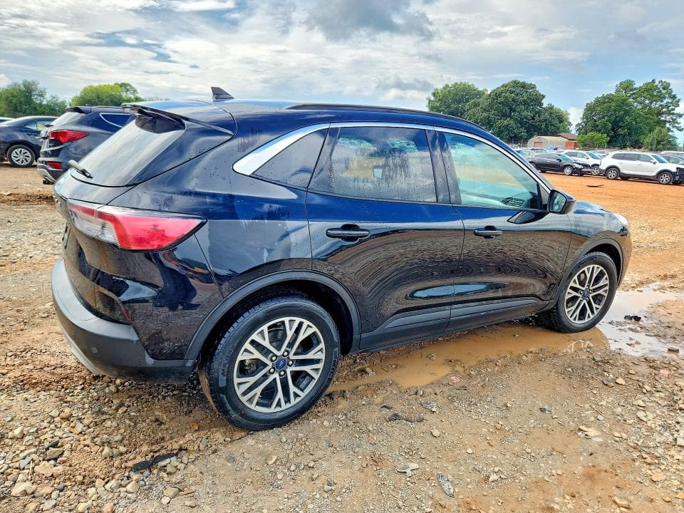 2021 FORD ESCAPE SEL 3