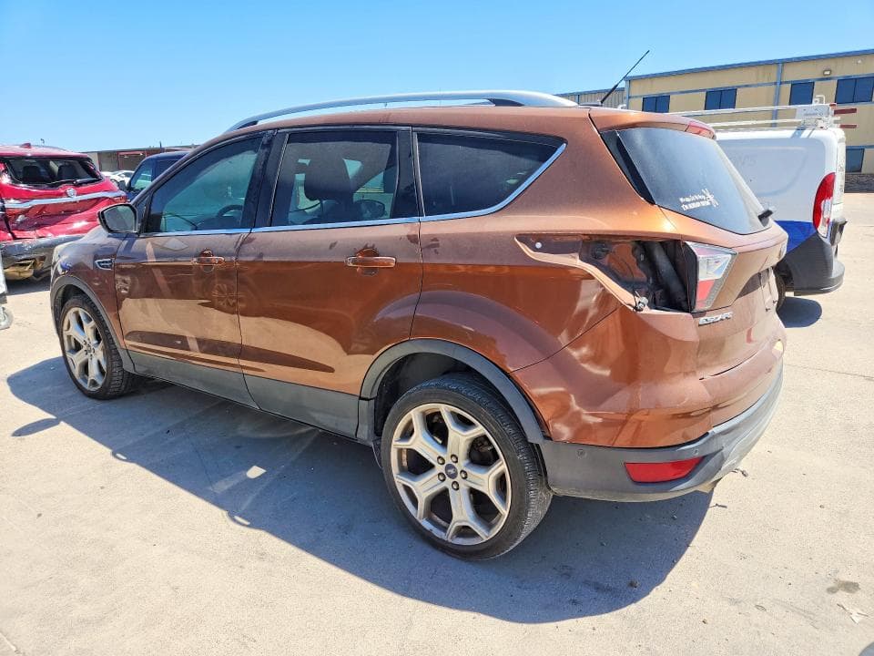 2017 FORD ESCAPE TITANIUM 2