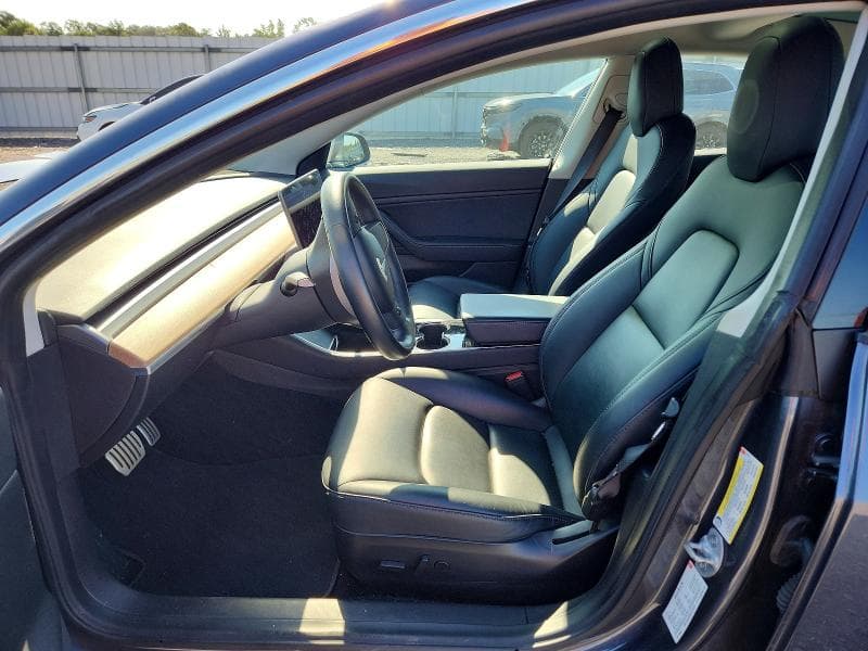 2018 TESLA MODEL 3 7
