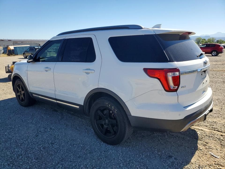 2017 FORD EXPLORER XLT 2
