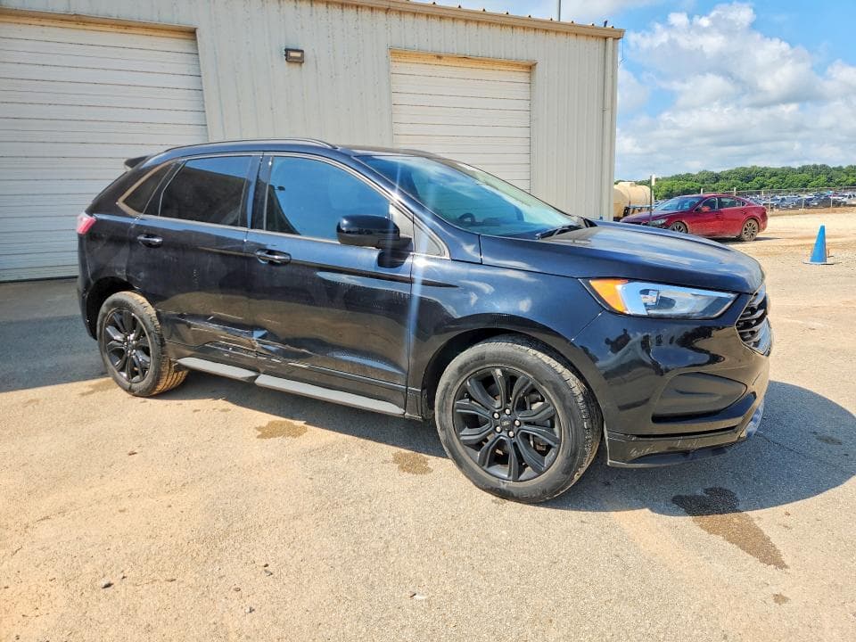 2022 FORD EDGE SE 4