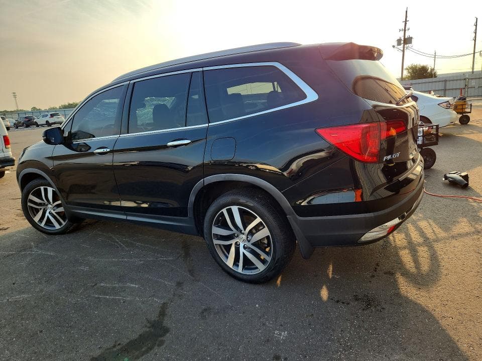 2017 HONDA PILOT TOURING 2