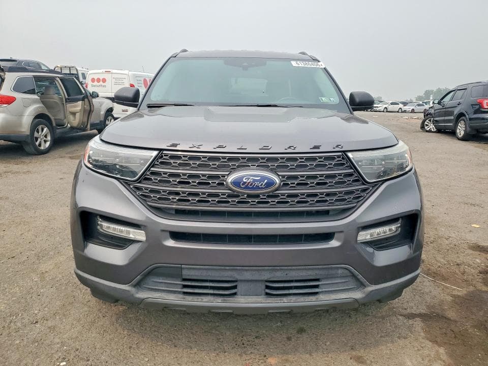 2021 FORD EXPLORER XLT 5