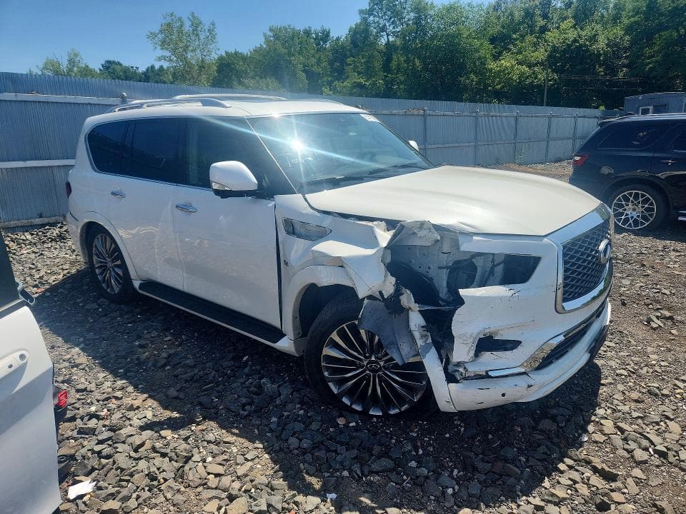 2019 INFINITI QX80 LUXE 4