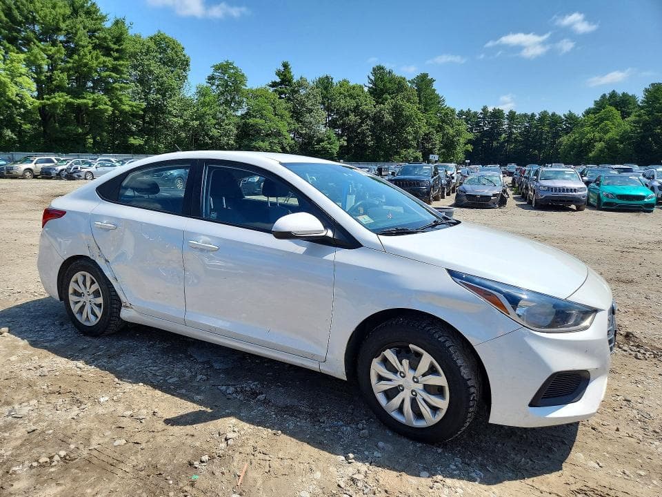 2021 HYUNDAI ACCENT 4