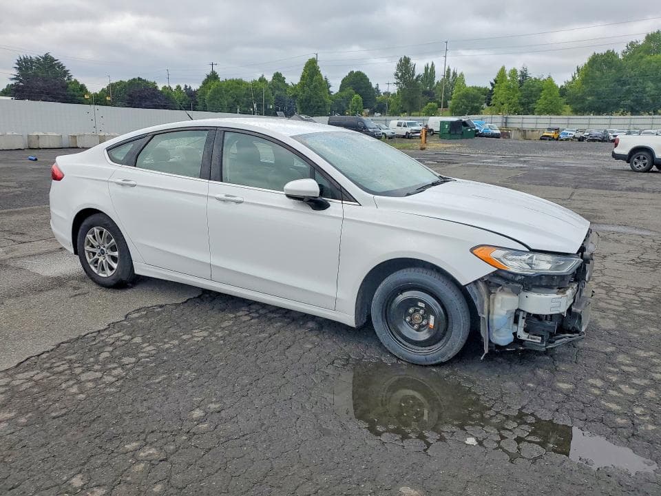 2018 FORD FUSION S 4