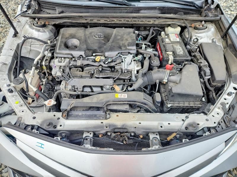 2018 TOYOTA CAMRY LE 11