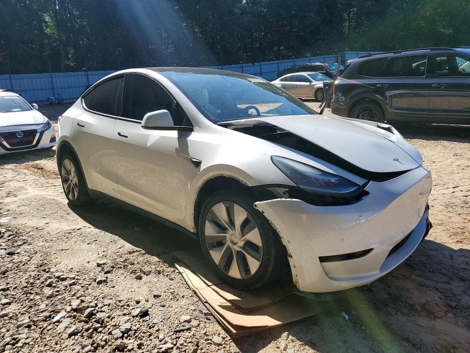 2021 TESLA MODEL Y 4
