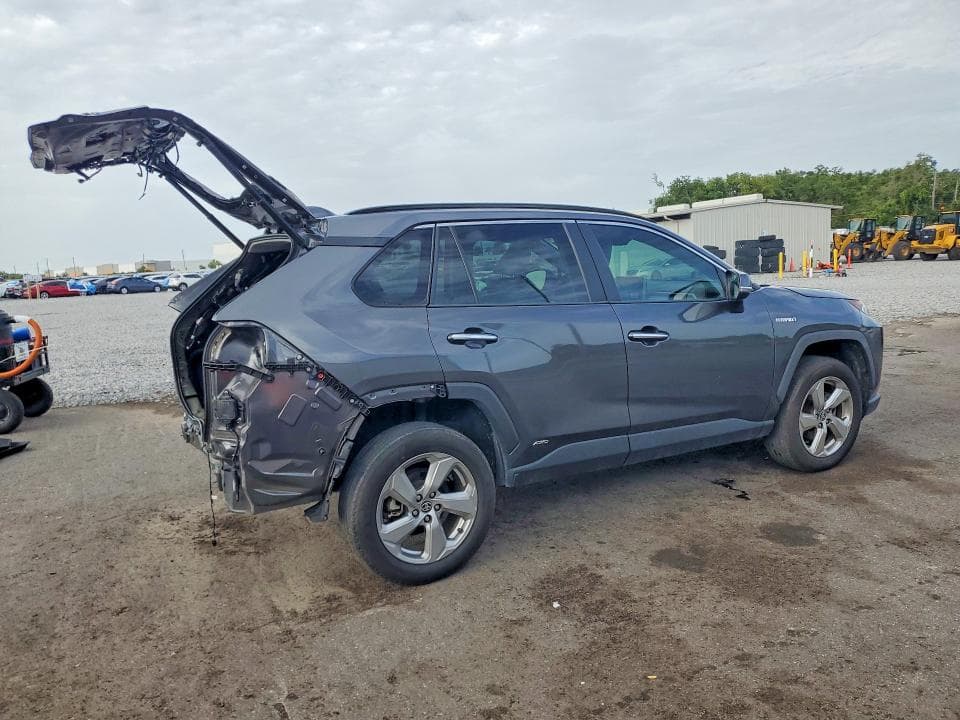 2021 TOYOTA RAV4 LIMITED 3