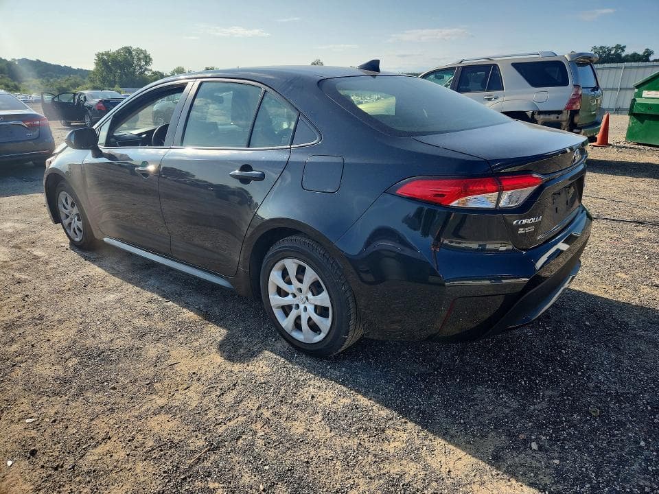 2022 TOYOTA COROLLA LE 2