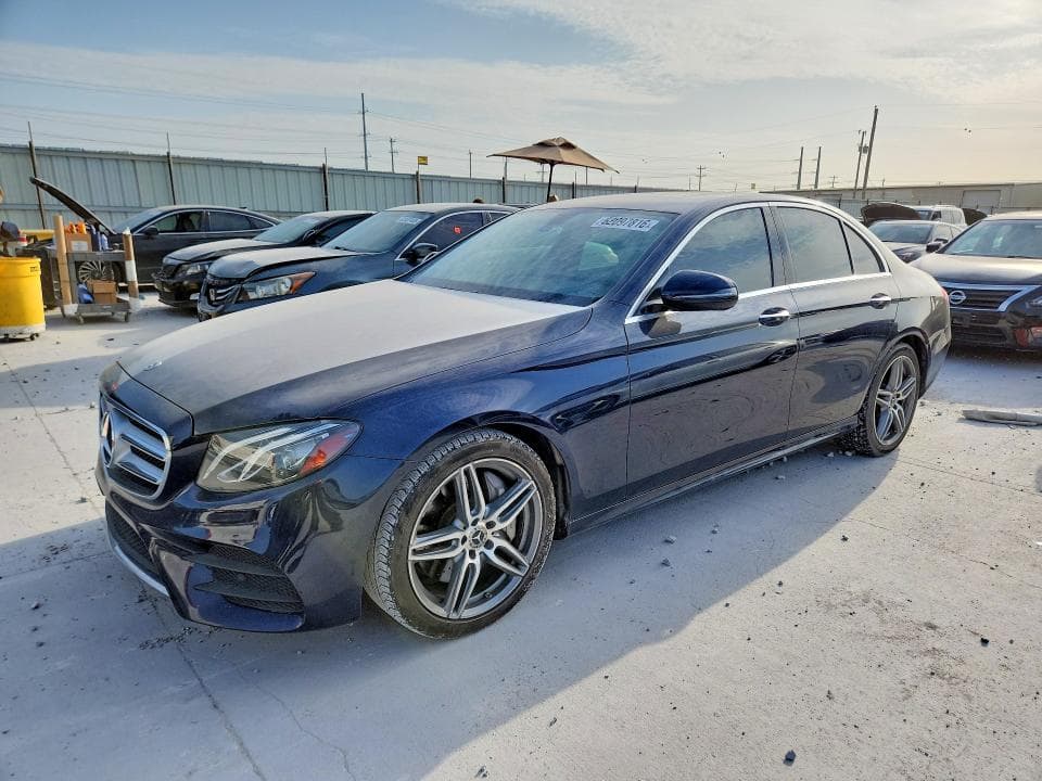 2019 MERCEDES-BENZ E 300 - 1
