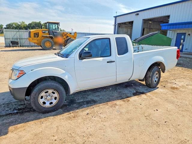 2017 NISSAN FRONTIER S