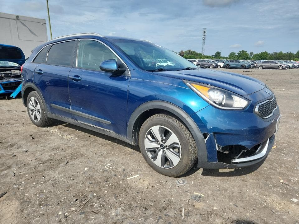 2019 KIA NIRO LX 4