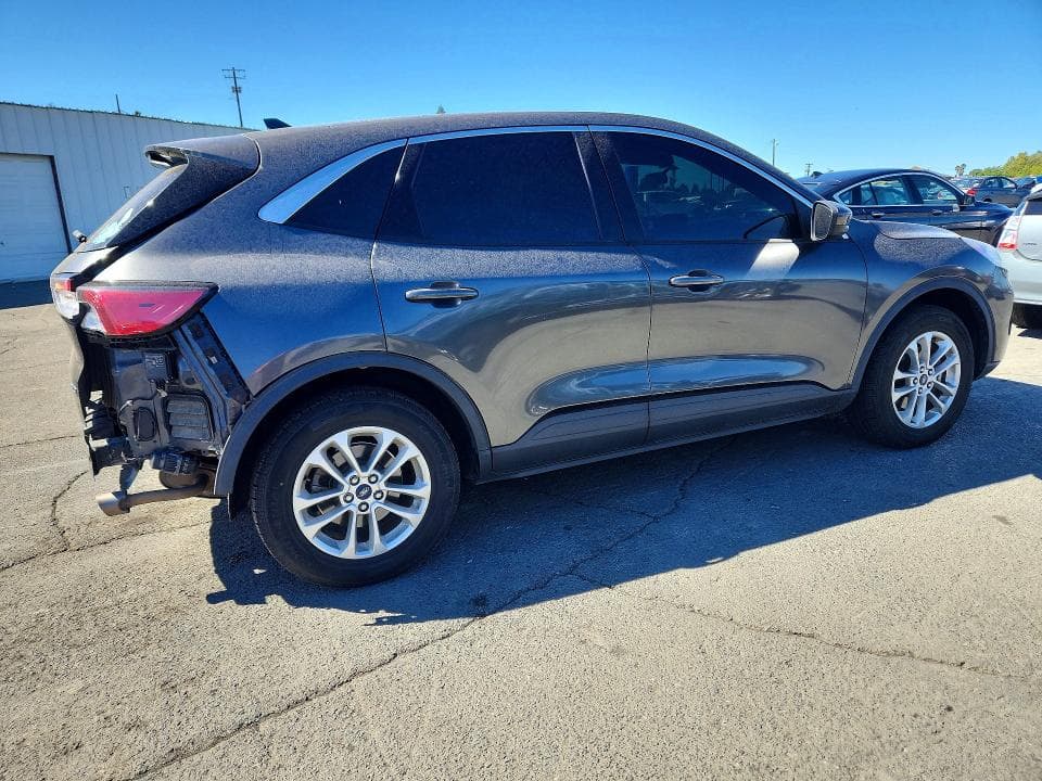 2020 FORD ESCAPE SE 3