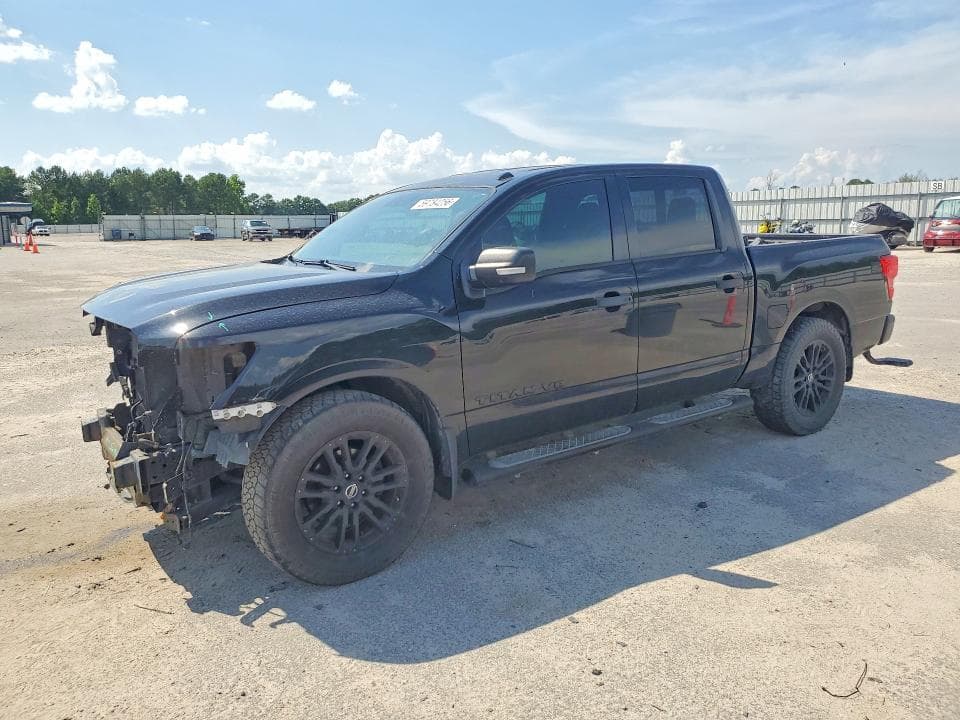 2018 NISSAN TITAN SV - 1