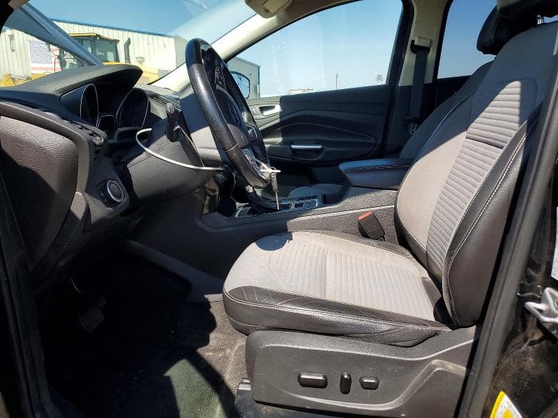 2017 FORD ESCAPE SE 7