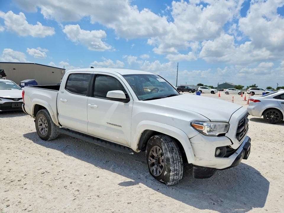 2018 TOYOTA TACOMA SR5 V6 4