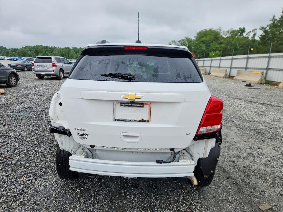2018 CHEVROLET TRAX 1LT 6
