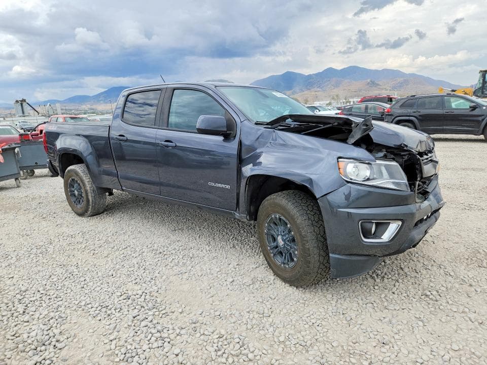 2017 CHEVROLET COLORADO Z71 4