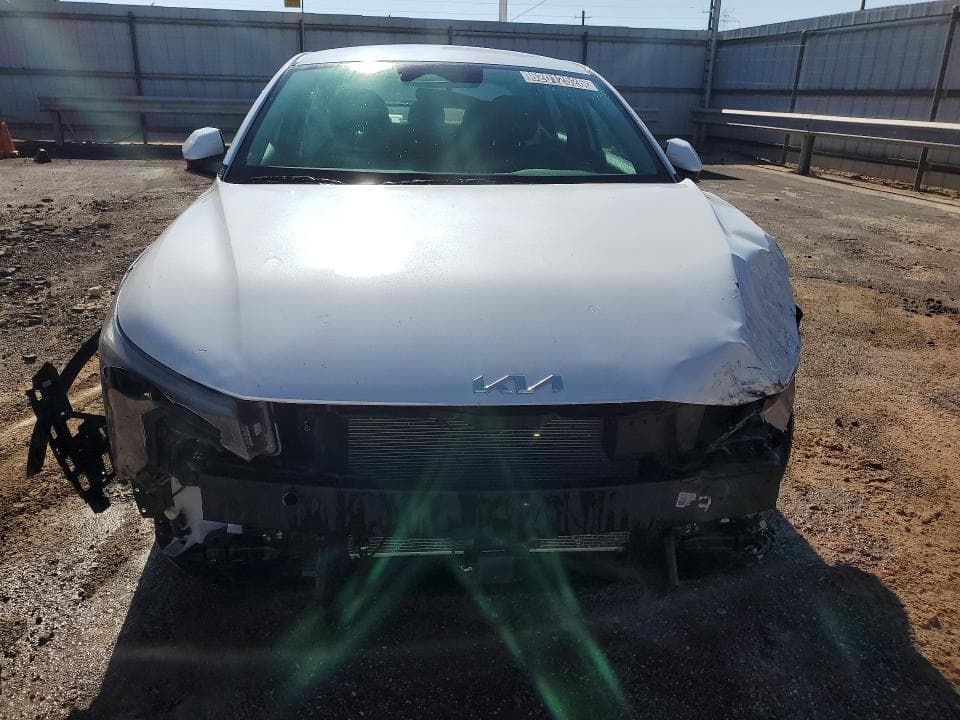 2025 KIA K4 LX 5
