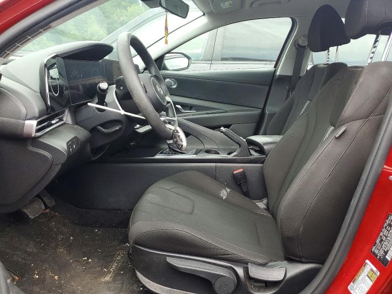 2024 HYUNDAI ELANTRA SEL 7