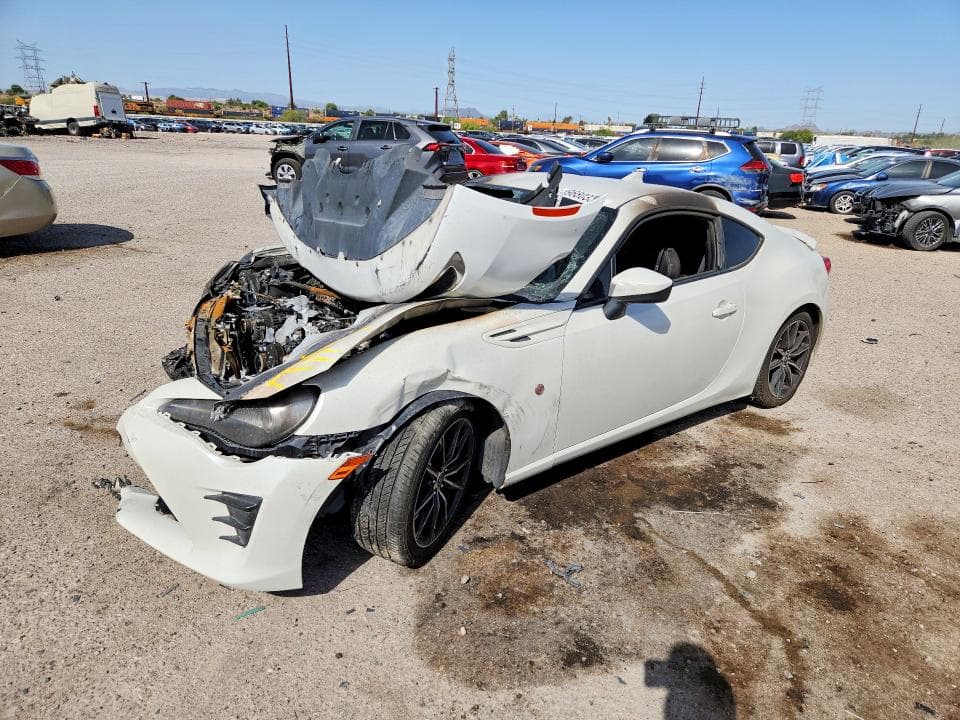 2017 TOYOTA 86 BASE