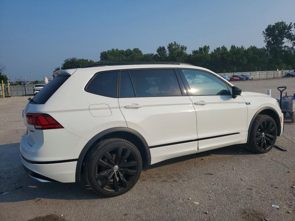 2021 VOLKSWAGEN TIGUAN SE 3