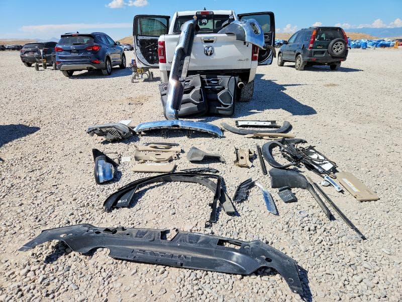 2021 RAM 1500 LARAMIE 12