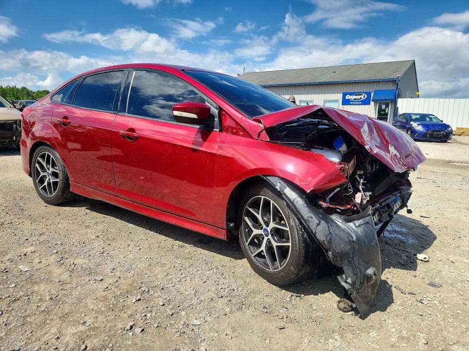 2017 FORD FOCUS SE 4