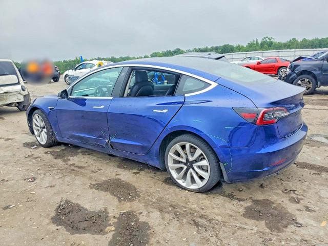 2018 TESLA MODEL 3 2