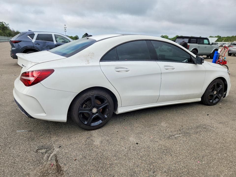 2019 MERCEDES-BENZ CLA 250 4MATIC 3