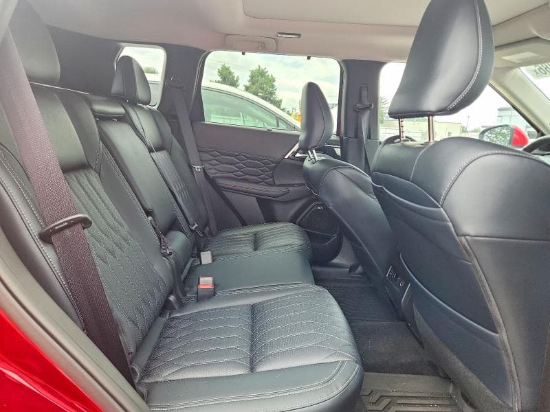 2026 MITSUBISHI OUTLANDER SEL 11
