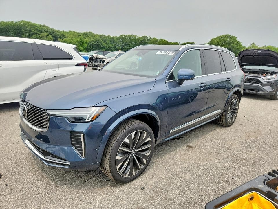 2026 VOLVO XC90 PLUS