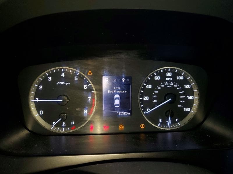 2017 HYUNDAI SONATA SE 9