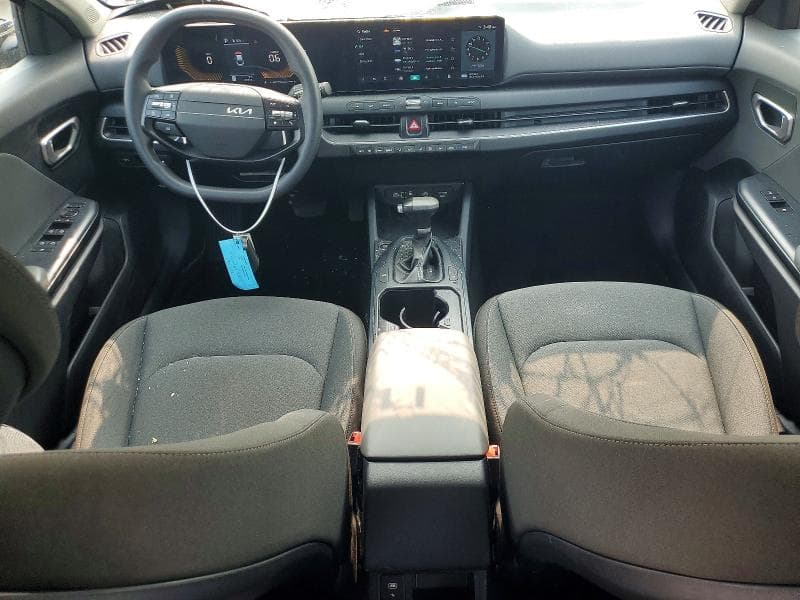 2025 KIA K4 LXS 8