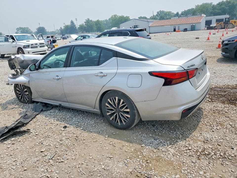2023 NISSAN ALTIMA SV 2