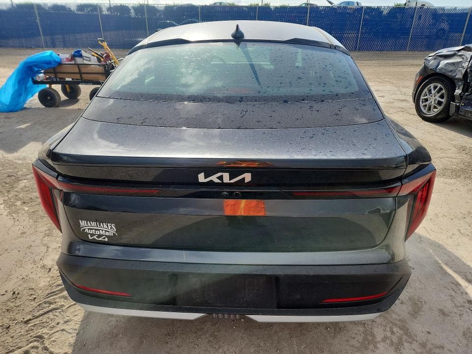 2026 KIA K4 LX 6