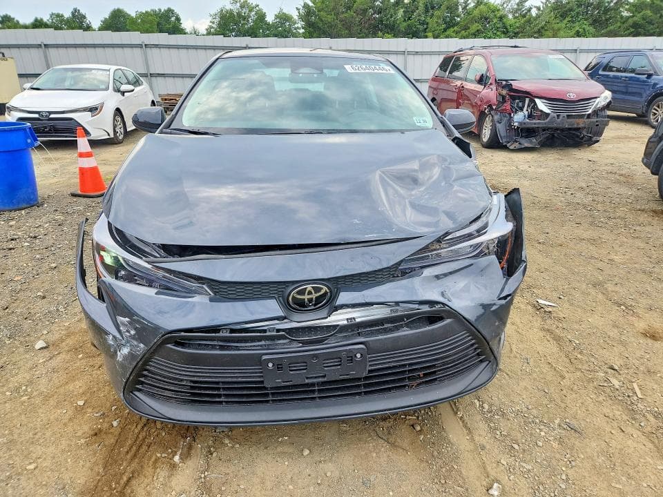 2026 TOYOTA COROLLA LE 5