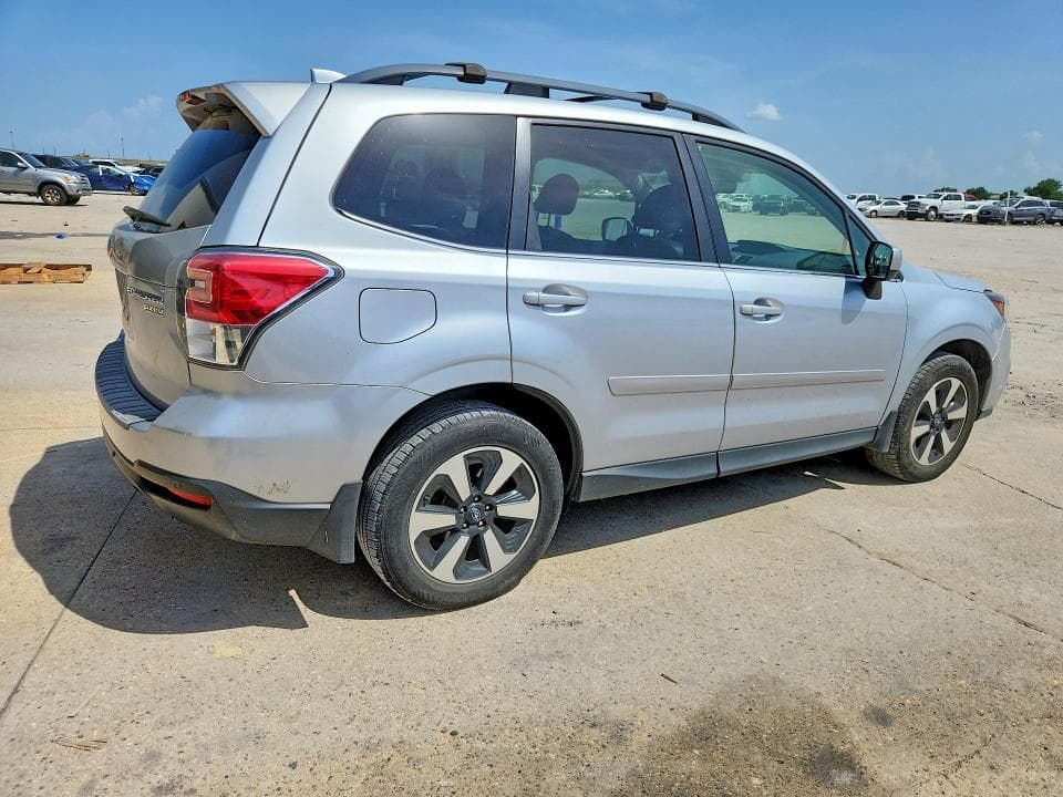 2017 SUBARU FORESTER 2.5I LIMITED 3