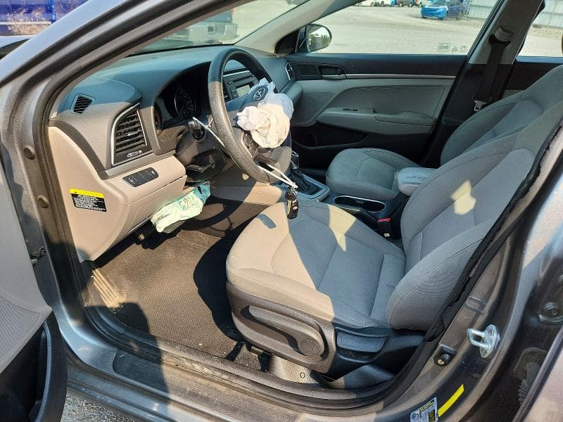 2017 HYUNDAI ELANTRA SE 7